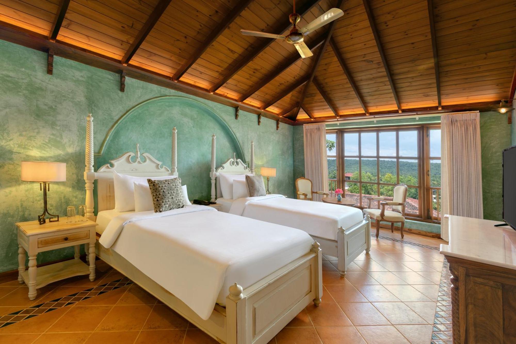Amritara Aura Resort & Spa Mandrem Luaran gambar